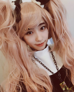 高橋ひかる,コスプレ,痩せすぎ,高校,韓国人 高橋ひかる,コスプレ,痩せすぎ,高校,韓国人